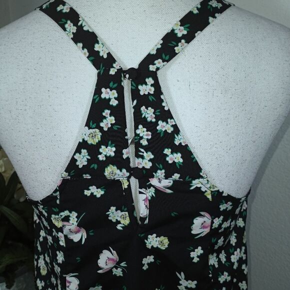 LAUREN CONRAD BLACK FLORAL CAMI SZ.XS EUC - Picture 5 of 7